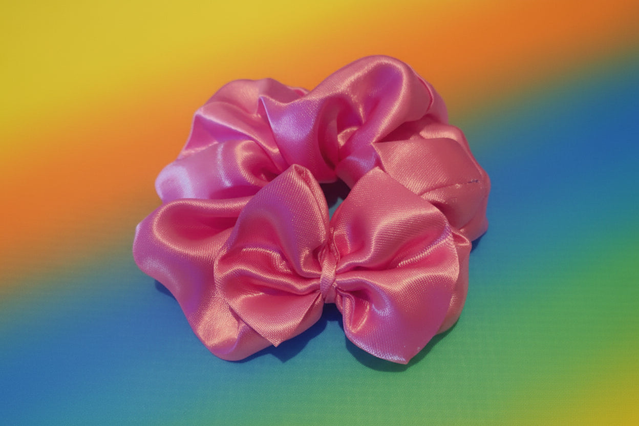 Pink bow scrunchie