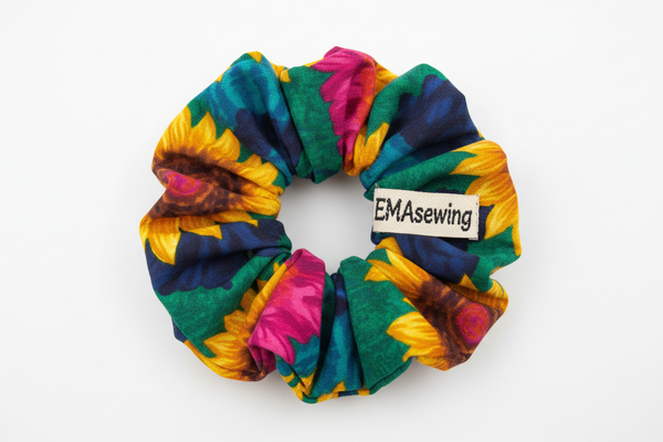 scrunchie with EMAsewing